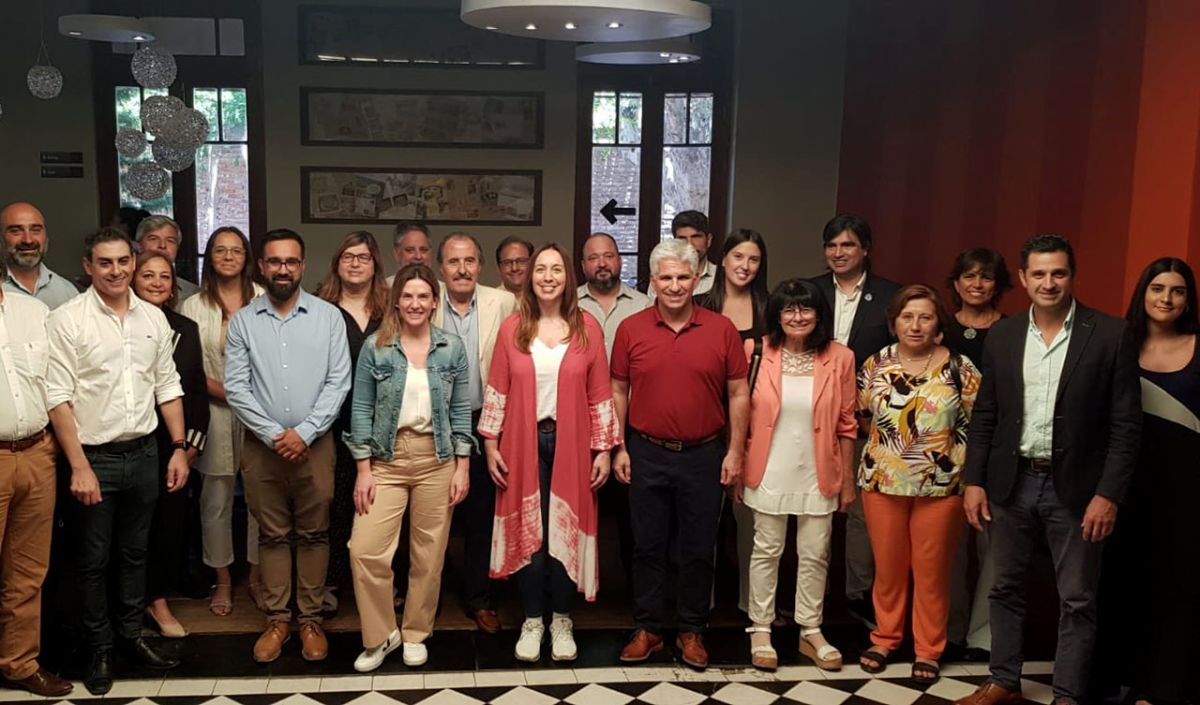 Álvarez, Poggi y María Eugenia Vidal juntos