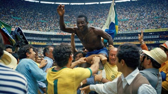 Murió Pelé, uno de los futbolistas más grandes de la historia 