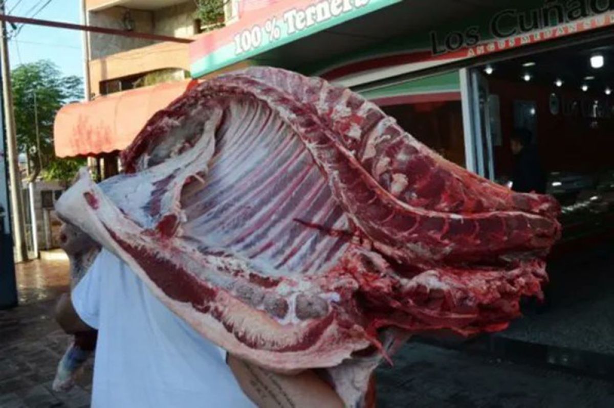 El consumo de carne vacuna cayó un 40% en el 2022