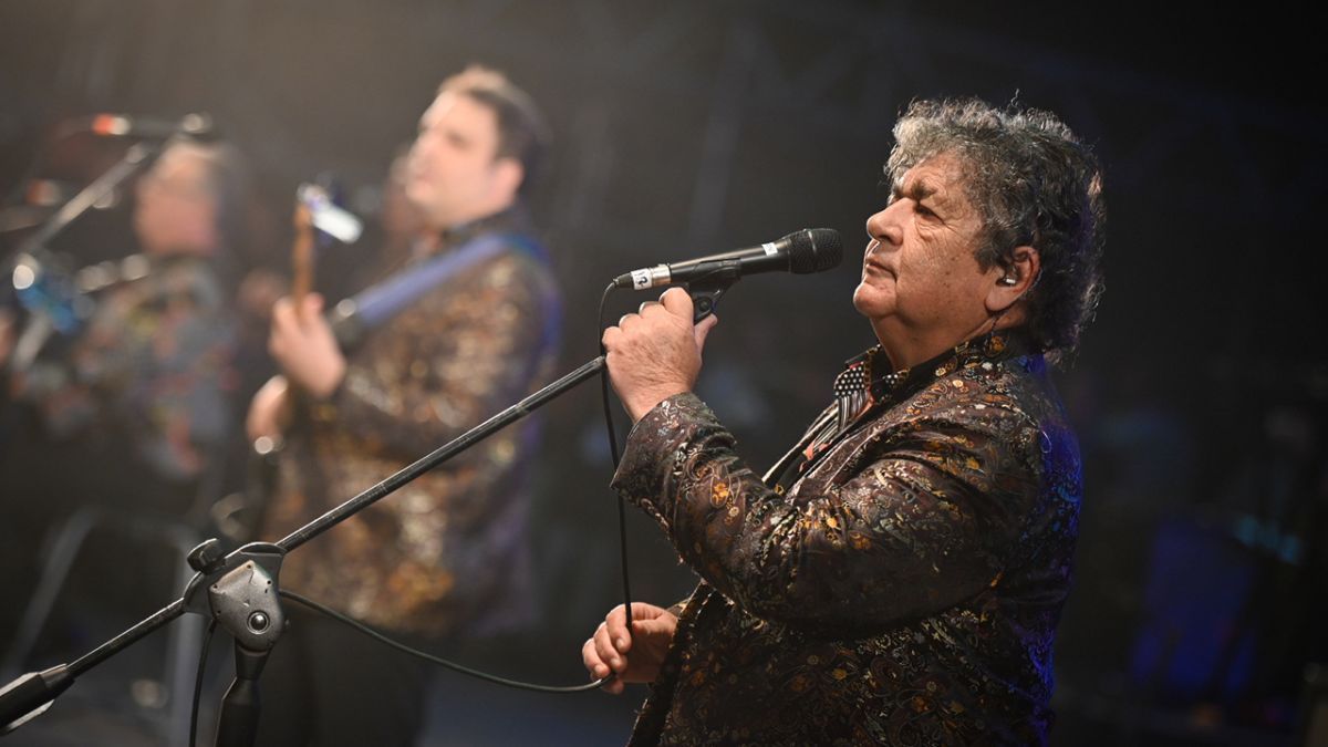 El 16° Festival del Caldén cerró con jineteadas y la cumbia santafesina de Los Palmeras