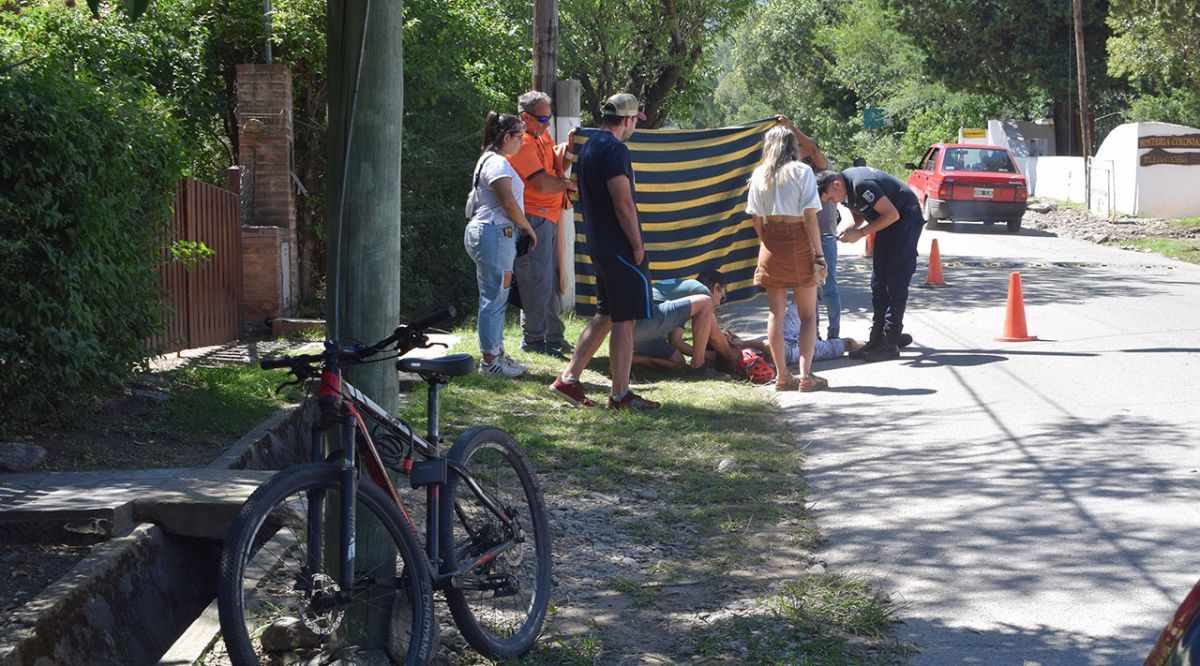 Un hombre resultó con múltiples heridas al caer de su bicicleta en Rincón del este