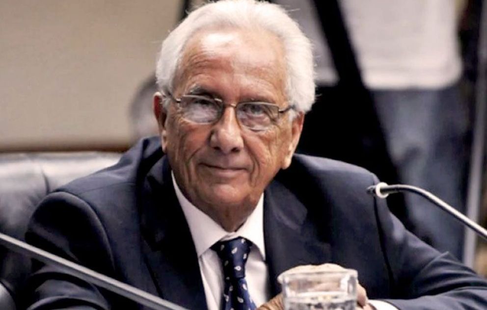 Charla abierta con Héctor Recalde en la Casa del Poeta