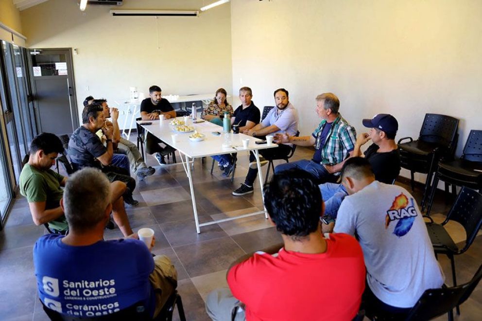 Gas Natural: El Municipio se reunió con gasistas matriculados
