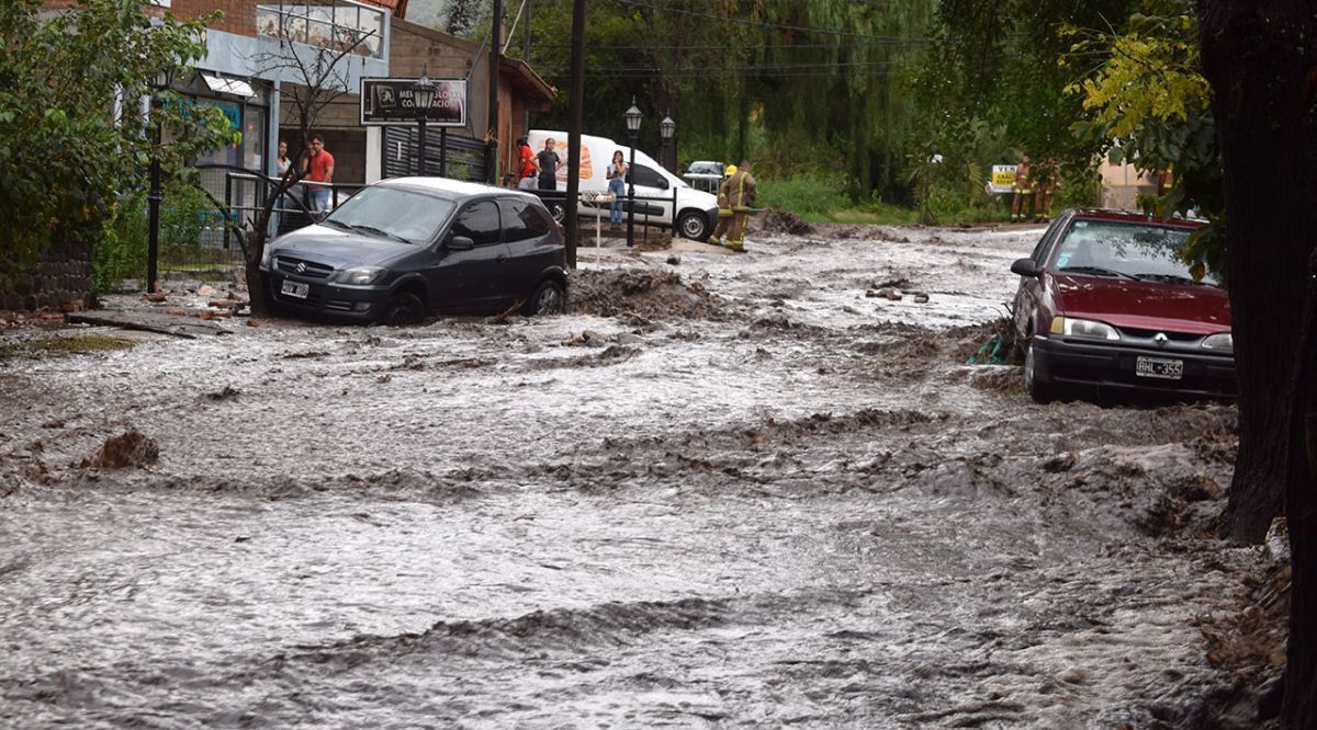 Declaran el "estado de emergencia civil y vial" a raíz del temporal de lluvia que afecta a la Villa de Merlo