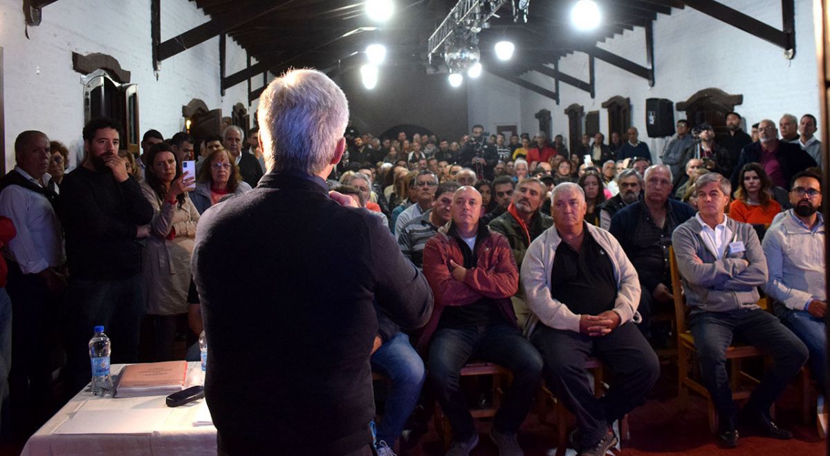 Claudio Poggi presentó su plan de gobierno en Merlo