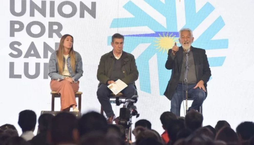 Alberto Rodríguez Saá afirmó que "quienes antes gobernaron en la Nación" quieren destruir San Luis