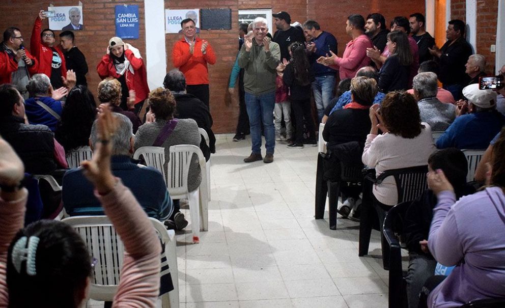 Poggi cerró su campaña en Junín con una caravana