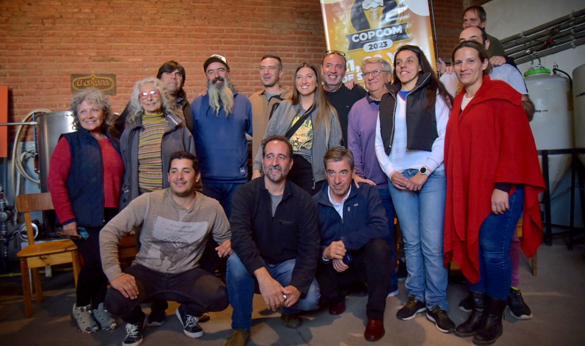 El “Gato” Fernández se reunió con emprendedores de la Villa de Merlo